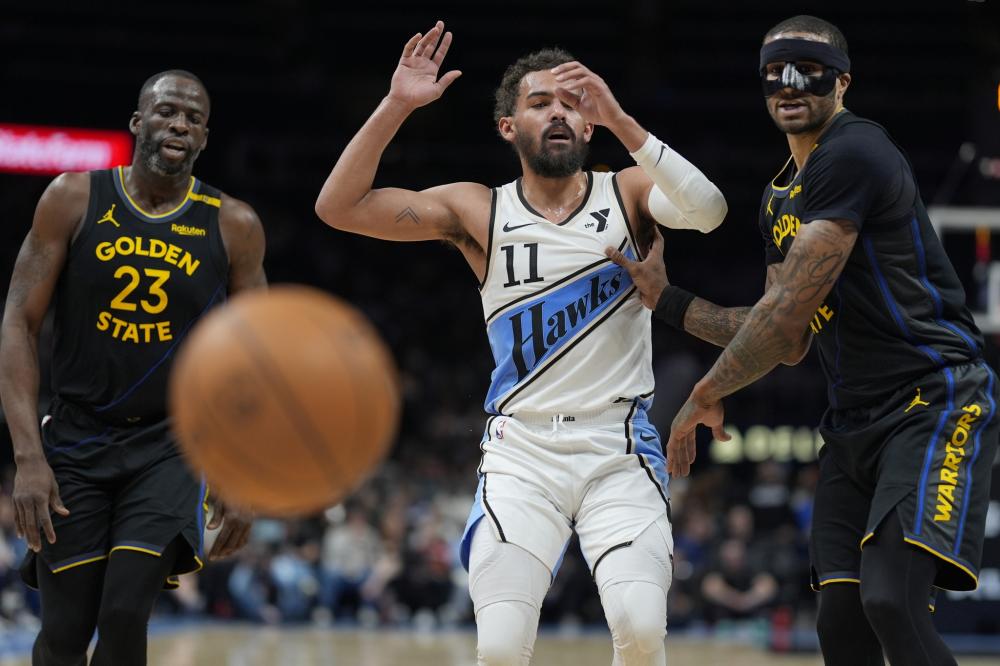 长春亚泰降级后换帅，新任主帅阎峰资历不足，俱乐部因成本考量选择本土球员，试图重建中超之路。